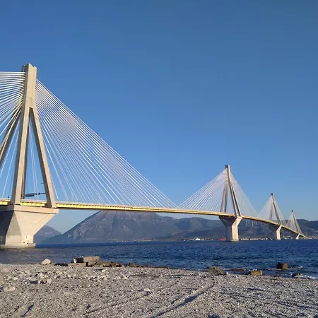 B4 Апартаменты Патра